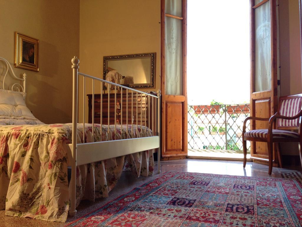 Cosetta Guest House เชร์ตาลโด ห้อง รูปภาพ